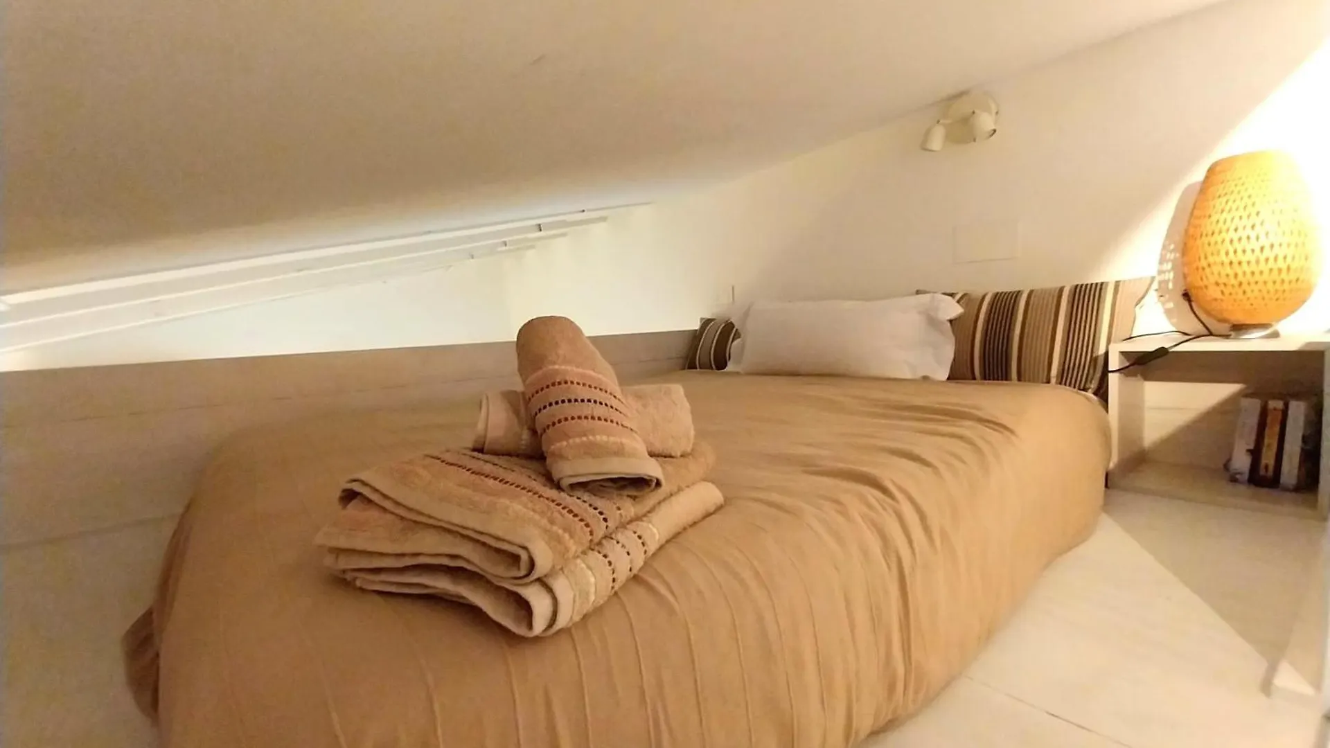 Apartament Top Estudio Plaza Arenal - Balcon Al Exterior - Cama En Buhardilla - Centro Jerez Jerez de la Frontera Hiszpania